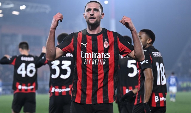 开元体育-米兰在三分制意甲第三次前20轮只输1场，前两次最终均夺冠