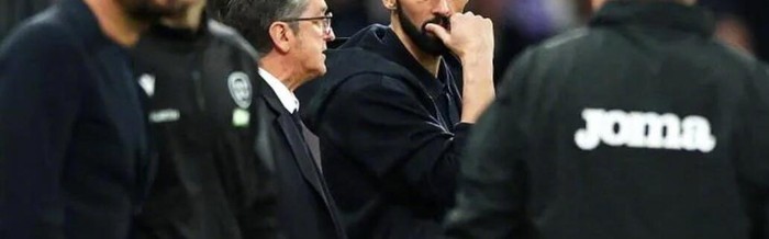 皇马不敌赫塔费球迷高喊弗洛伦蒂诺下课阿韦洛亚帅位堪忧|队报|马德里|西甲|圣地亚哥-伯纳乌足球场|皇家马德里_新浪体育_新浪新闻